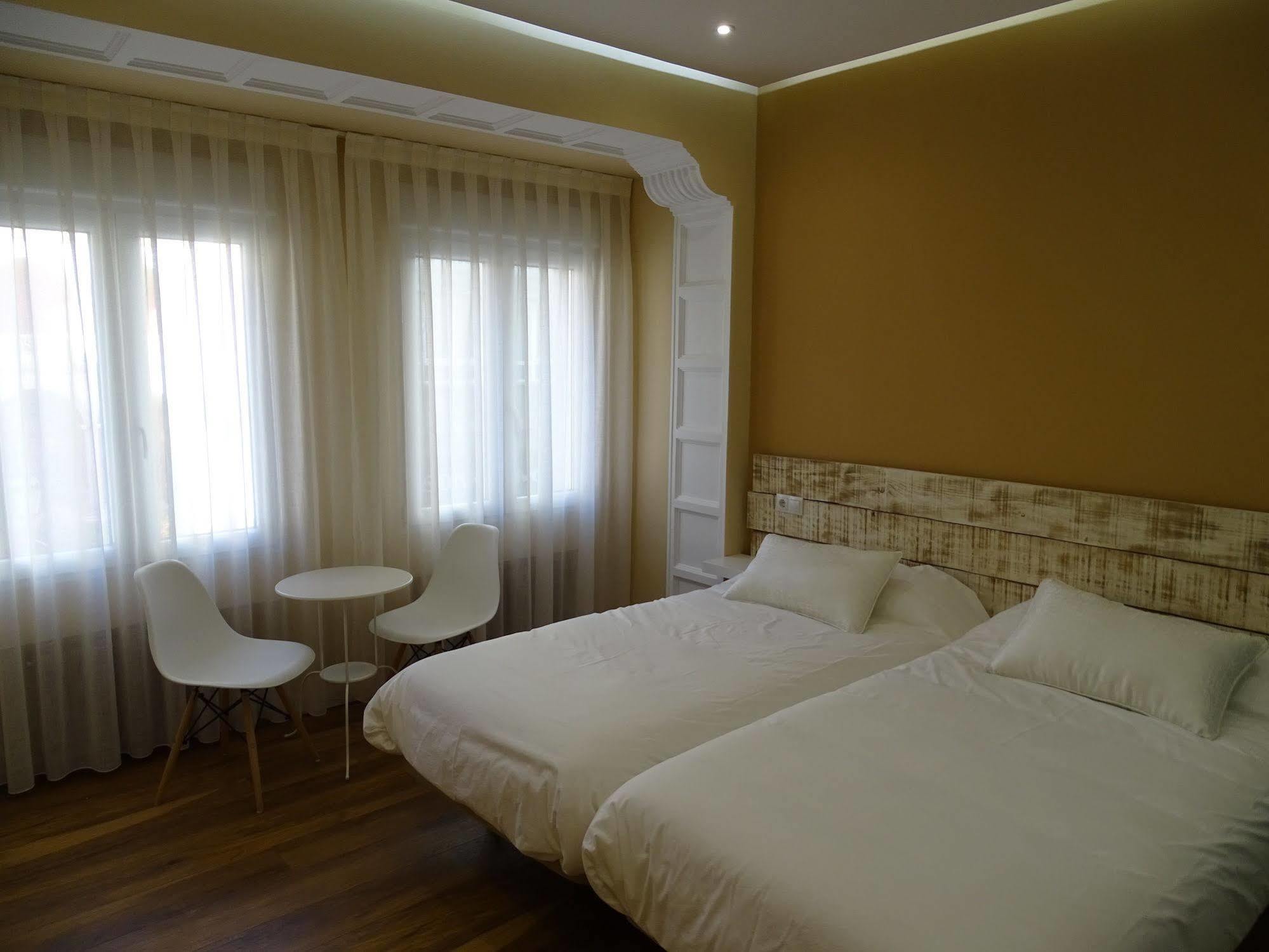 Hotel Urban Burgo Exterior foto
