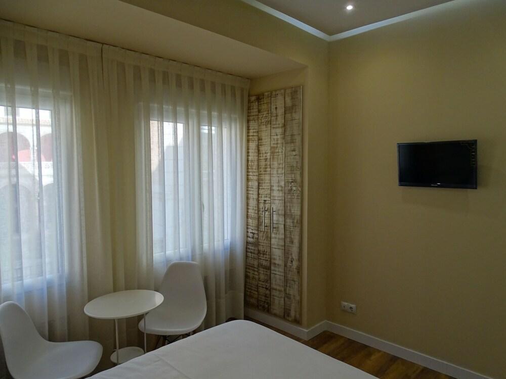 Hotel Urban Burgo Exterior foto